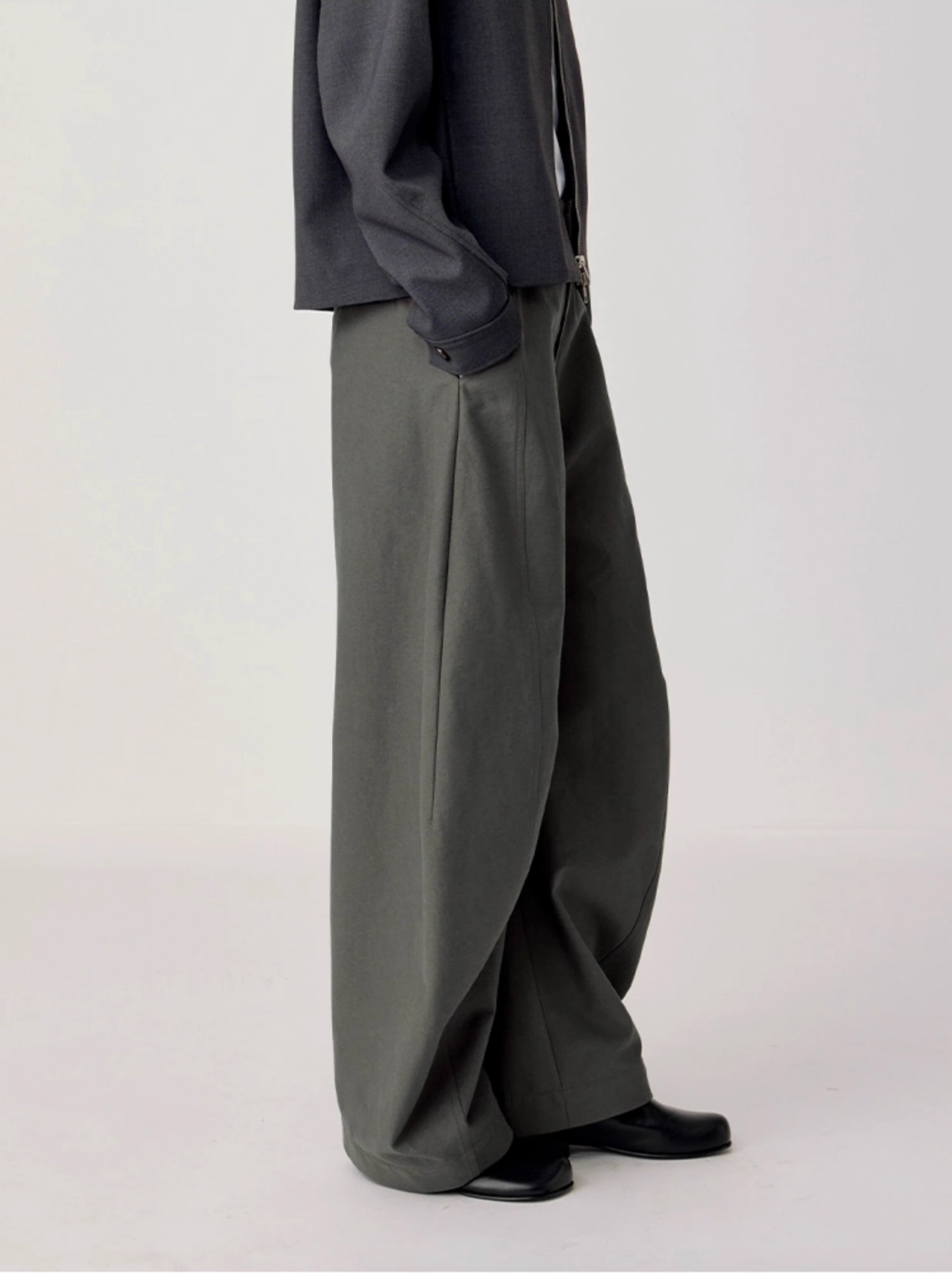 RETRO SCULPTED TROUSERS