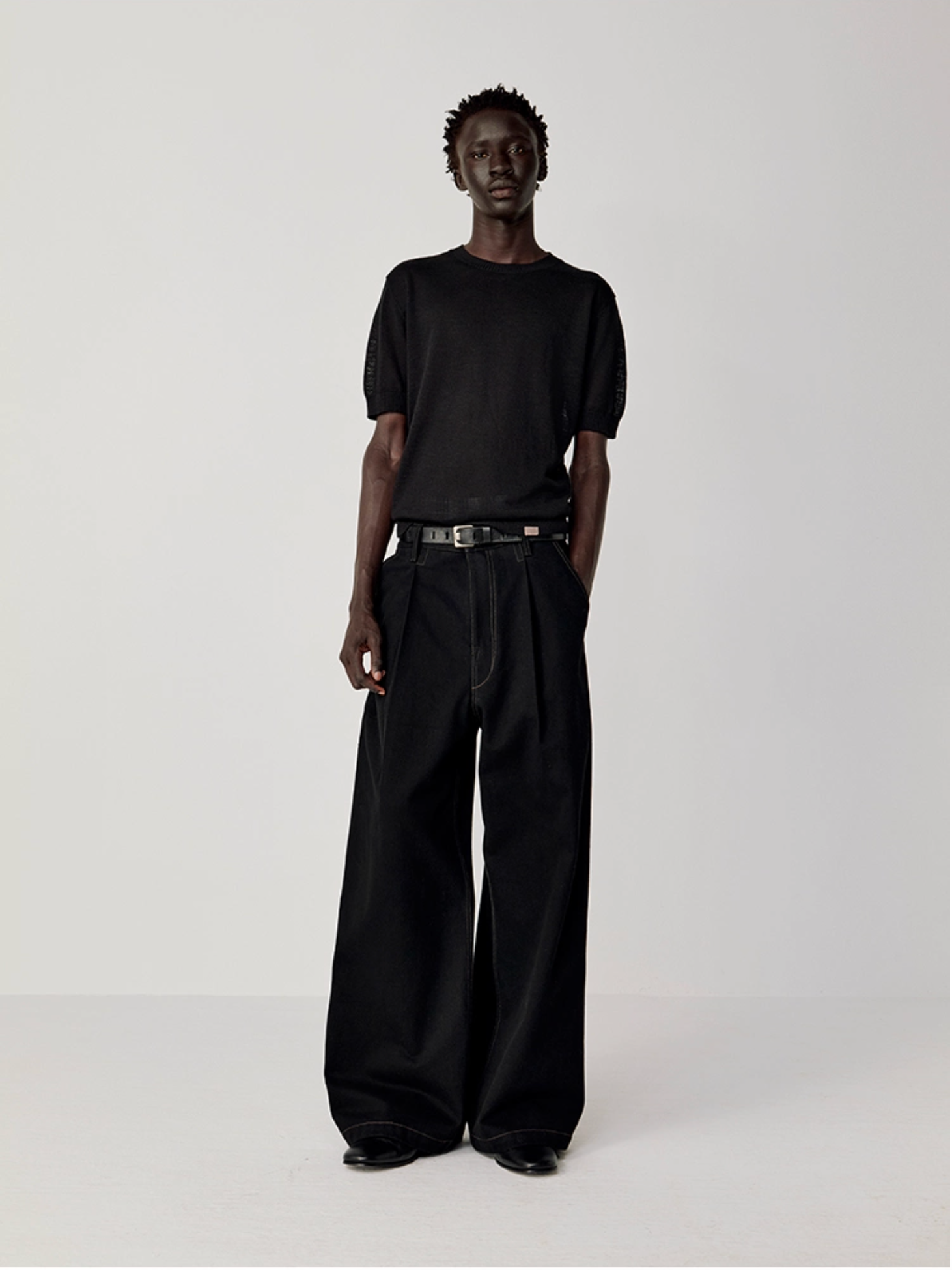 WASHED DENIM PANTS