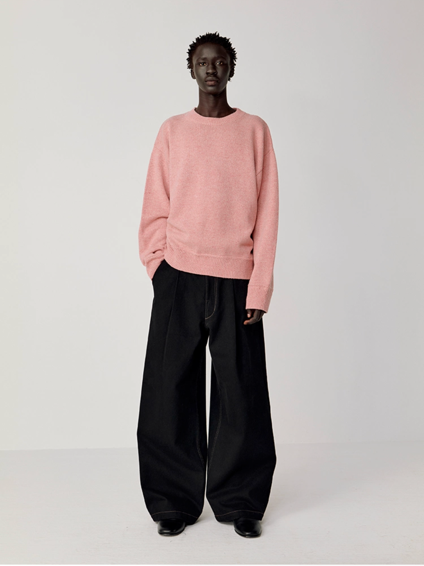 WASHED DENIM PANTS