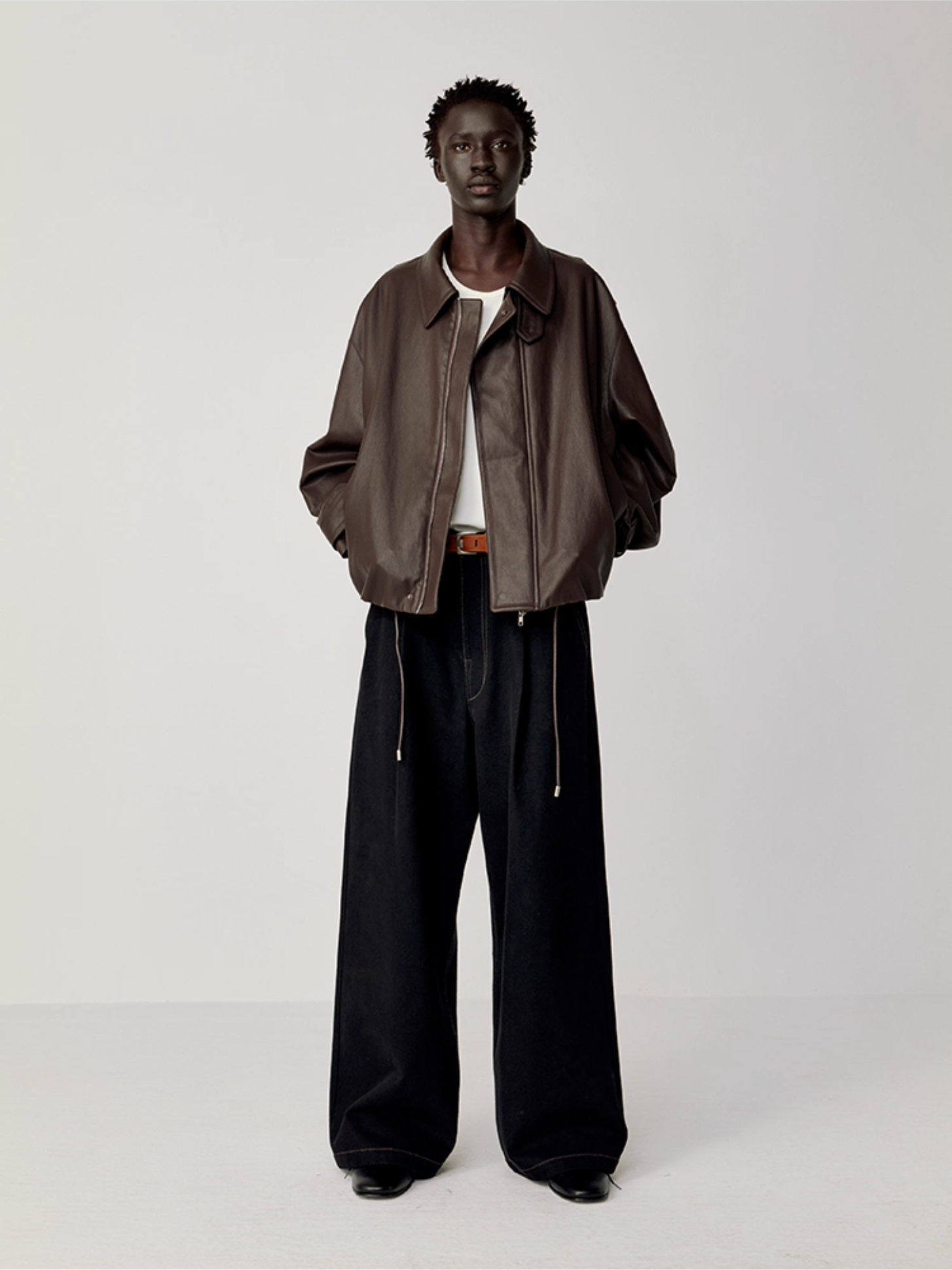 WASHED DENIM PANTS