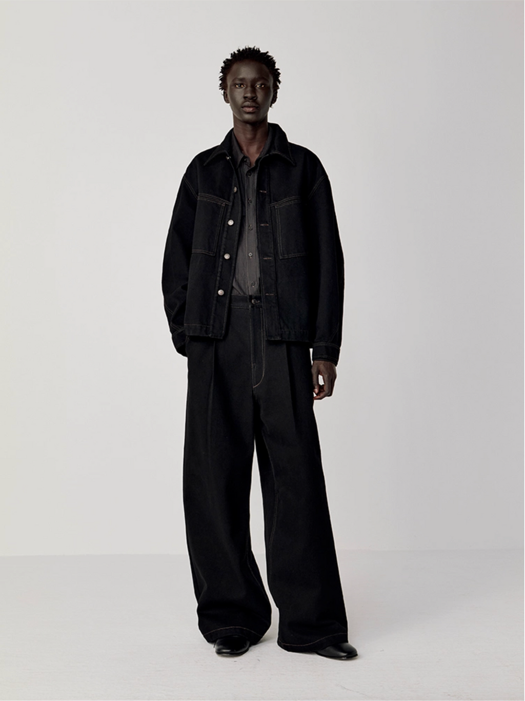 WASHED DENIM PANTS