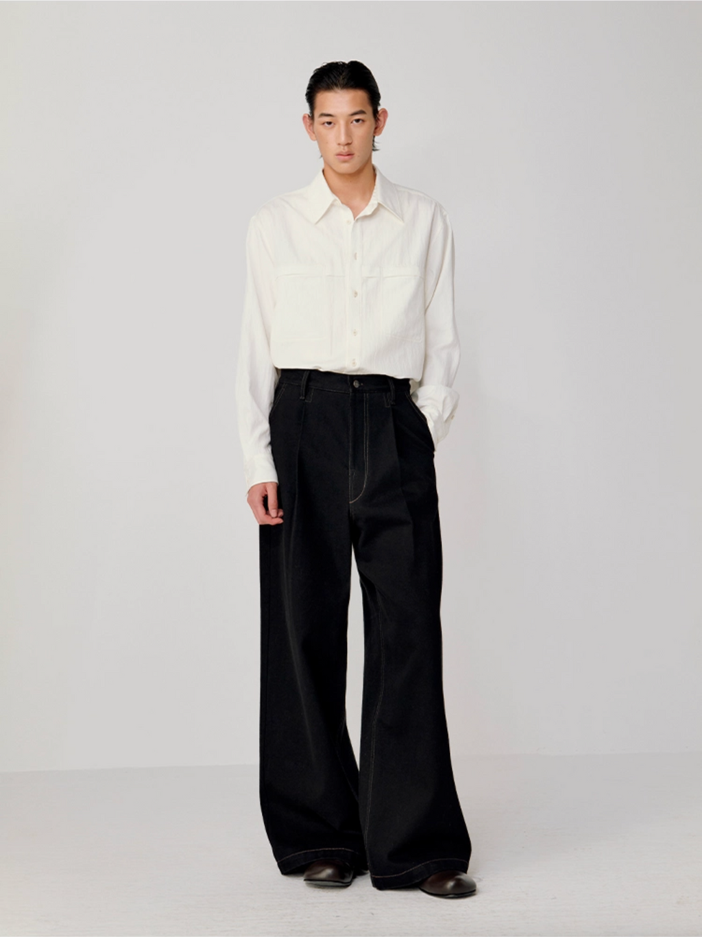WASHED DENIM PANTS