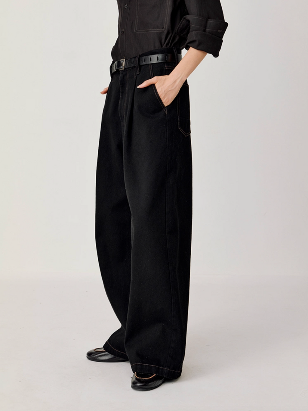 WASHED DENIM PANTS
