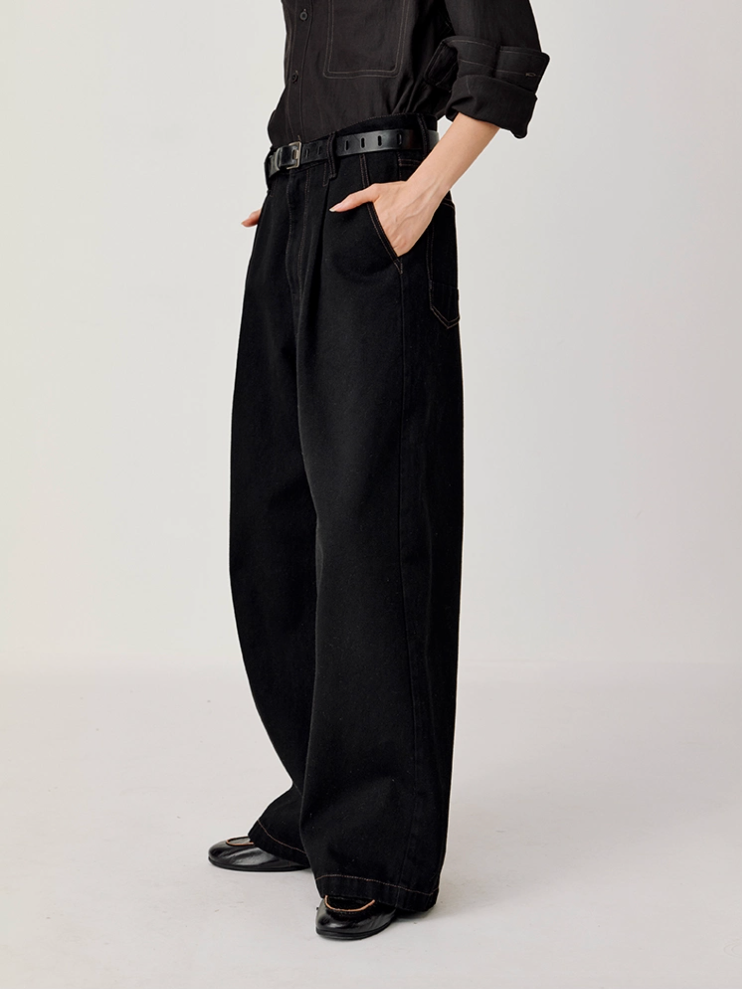 WASHED DENIM PANTS