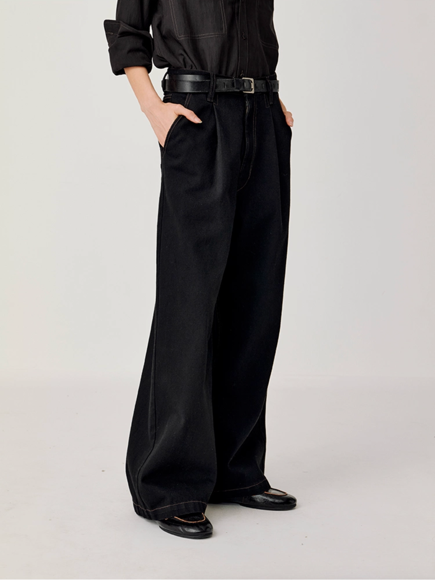 WASHED DENIM PANTS