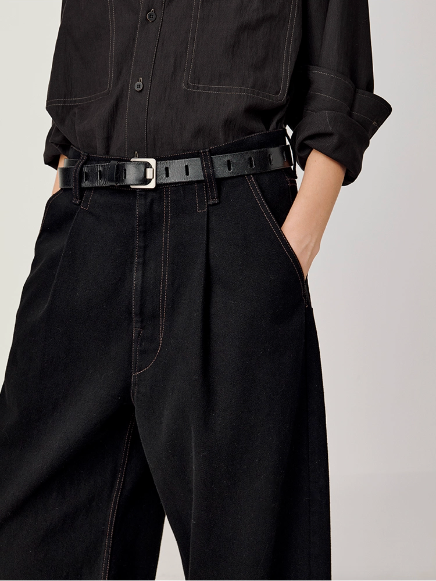 WASHED DENIM PANTS