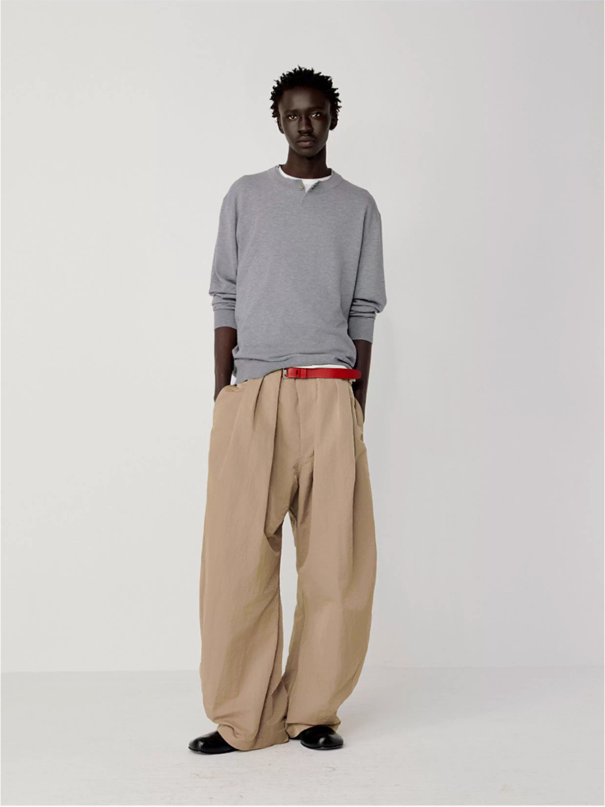 NYLON PLEAT PANTS