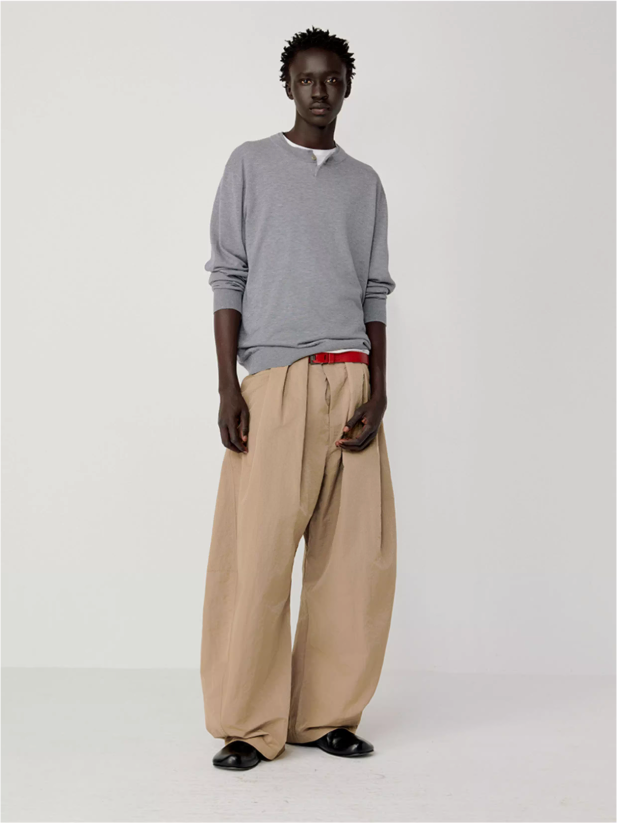 NYLON PLEAT PANTS