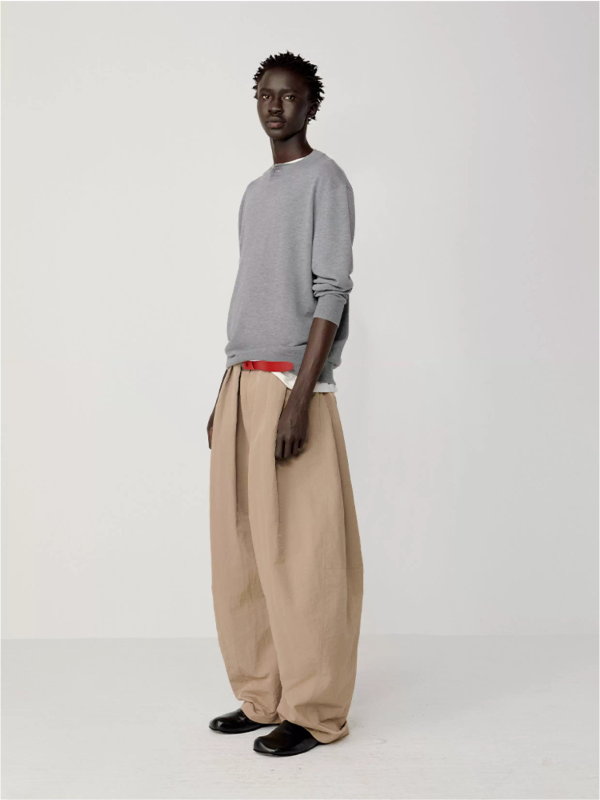 NYLON PLEAT PANTS