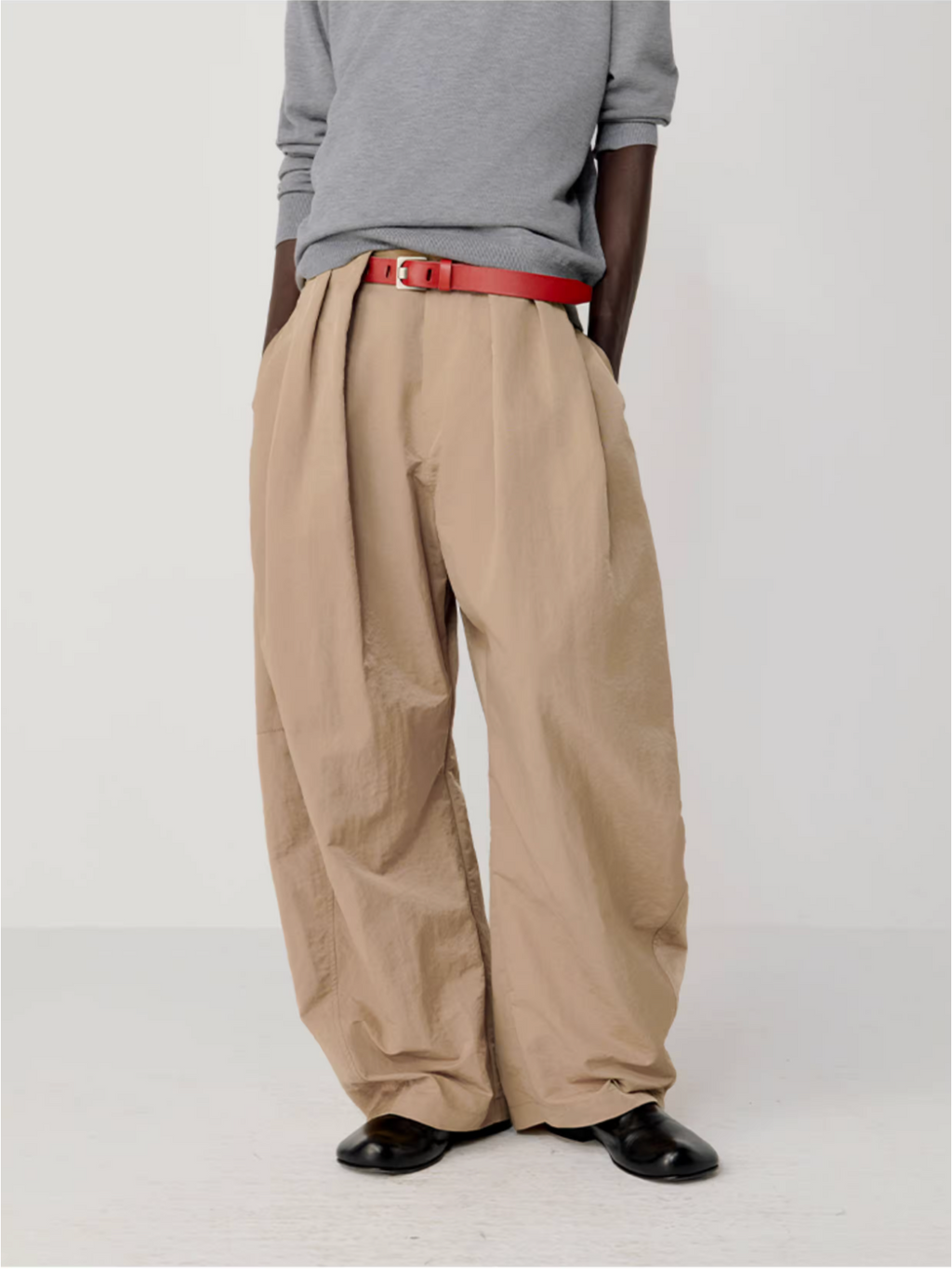 NYLON PLEAT PANTS