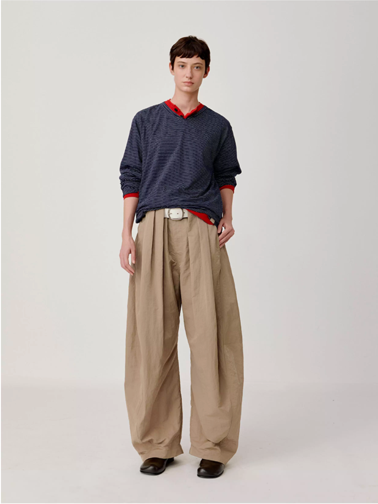NYLON PLEAT PANTS