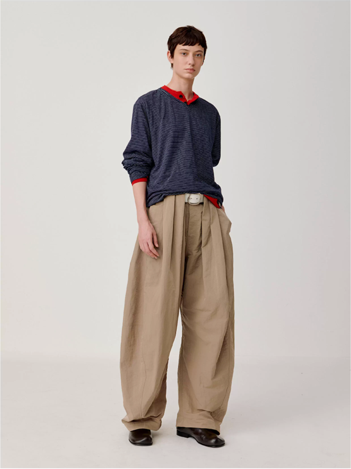 NYLON PLEAT PANTS