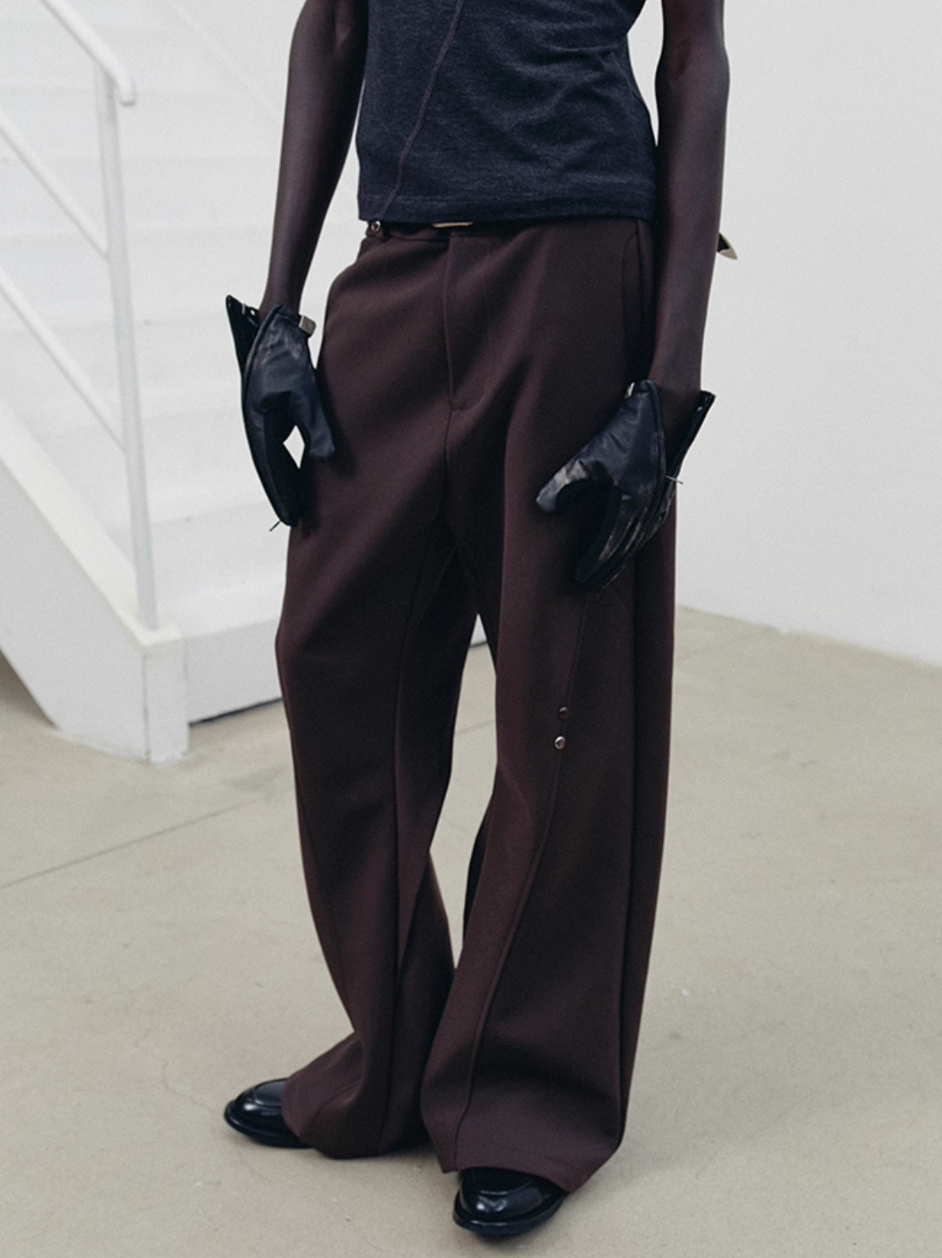 CAT EYE FLARE PANTS