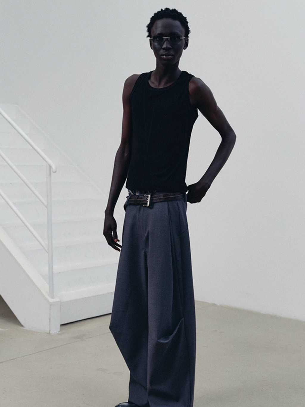 ERODED GRAY TROUSERS