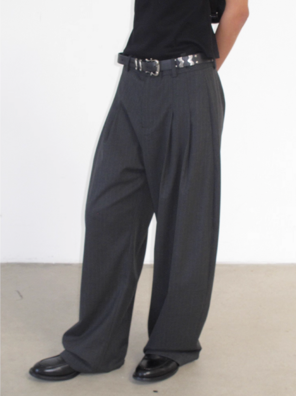 STRIPED GRAY SLACKS