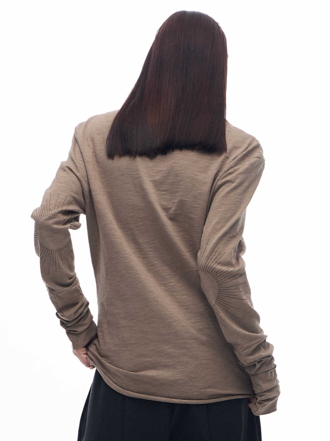 SUN EMBROIDERED HENLEY